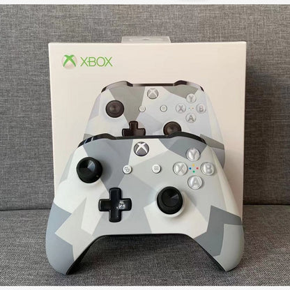 XBOX WIRELESS GAMEPAD